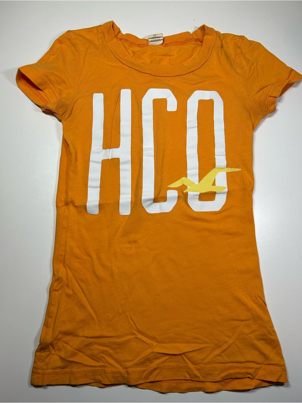Hollister Women's Extra Small XS Orange Short Sleeve Graphic Tee White HCO Logo
